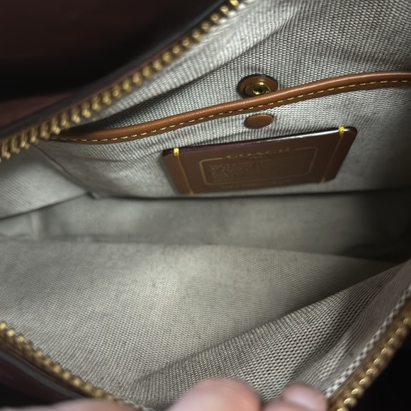 Large Coach Bag - Picture 7 of 11